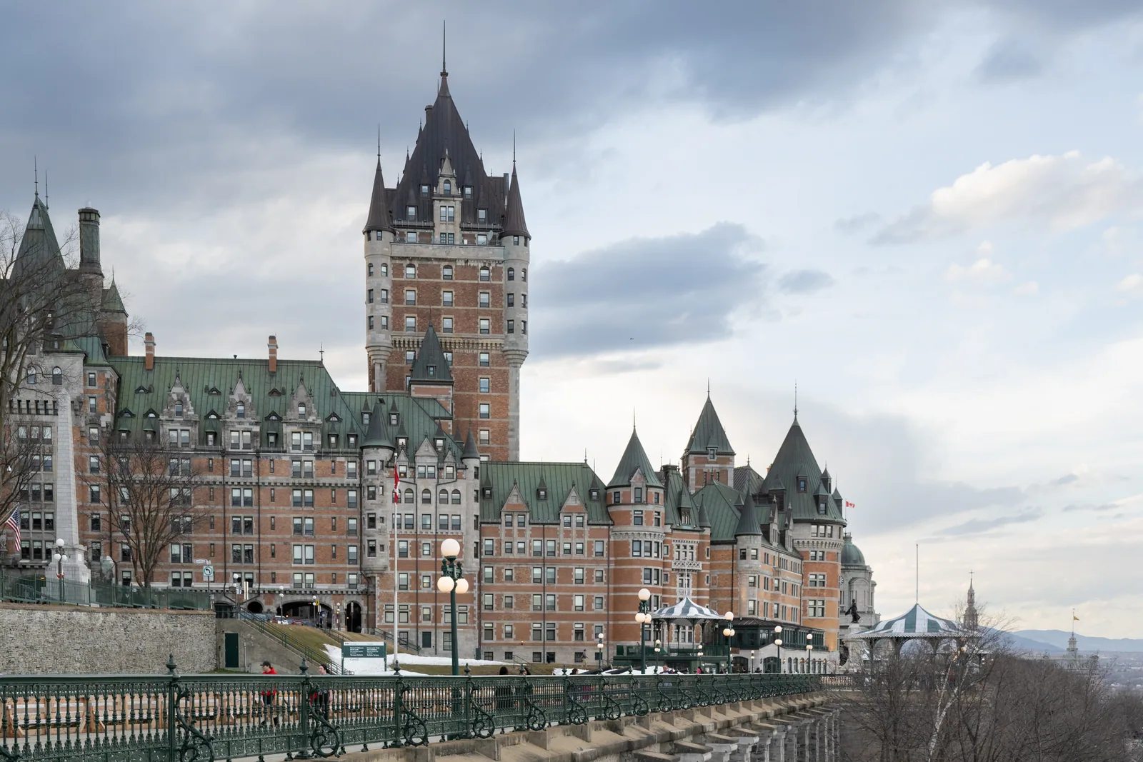 Château Frontenac et terrasse Dufferin, Vieux-Québec en hiver