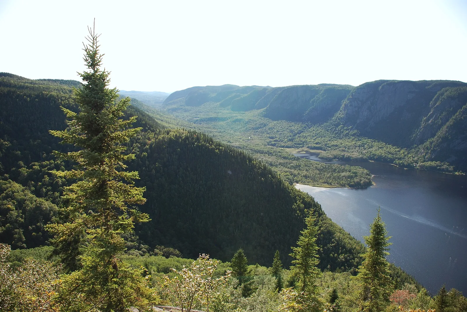 📍 Baie Éternité, entrée ouest du Parc national du Fjord-du-Saguenay