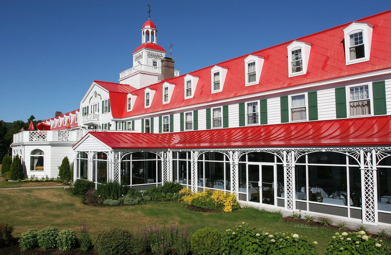 Hôtel Tadoussac historique, embouchure du Saguenay